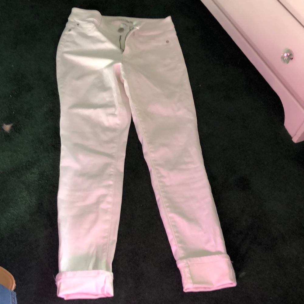 NEVER WORN